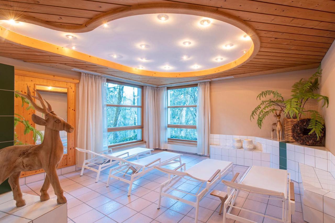Gasthof Loewen Schruns Ngoại thất bức ảnh